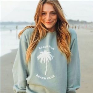 Beach riot oversized sweatshirt size small